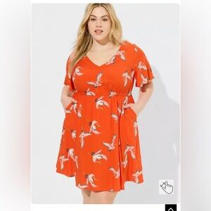 Mini v-neck elastic waist dress